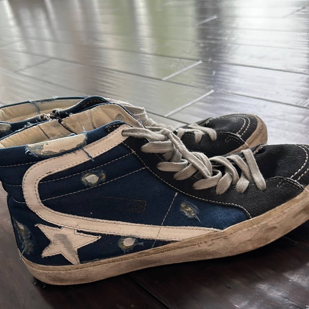 Men’s golden goose